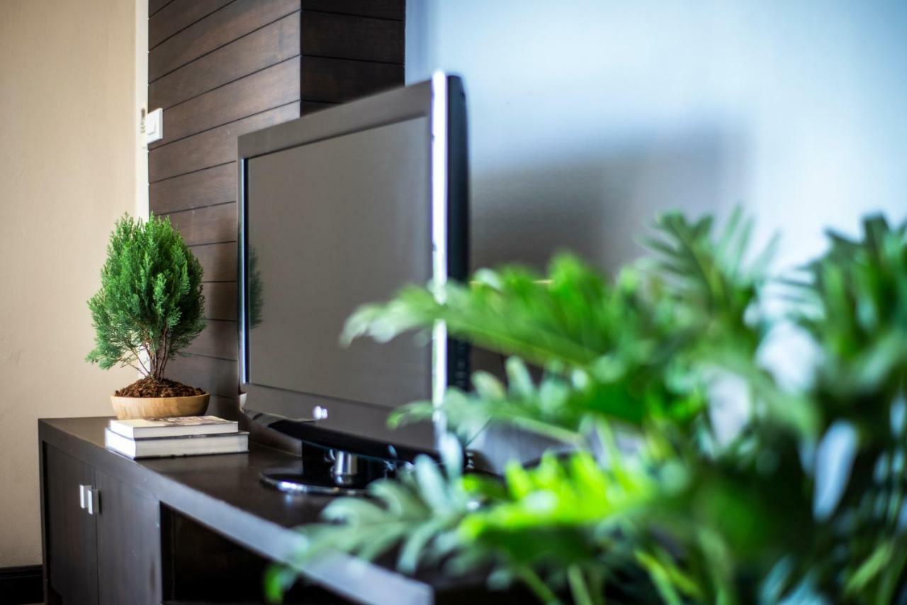 The Tepp Aparthotel Bangkok Ngoại thất bức ảnh